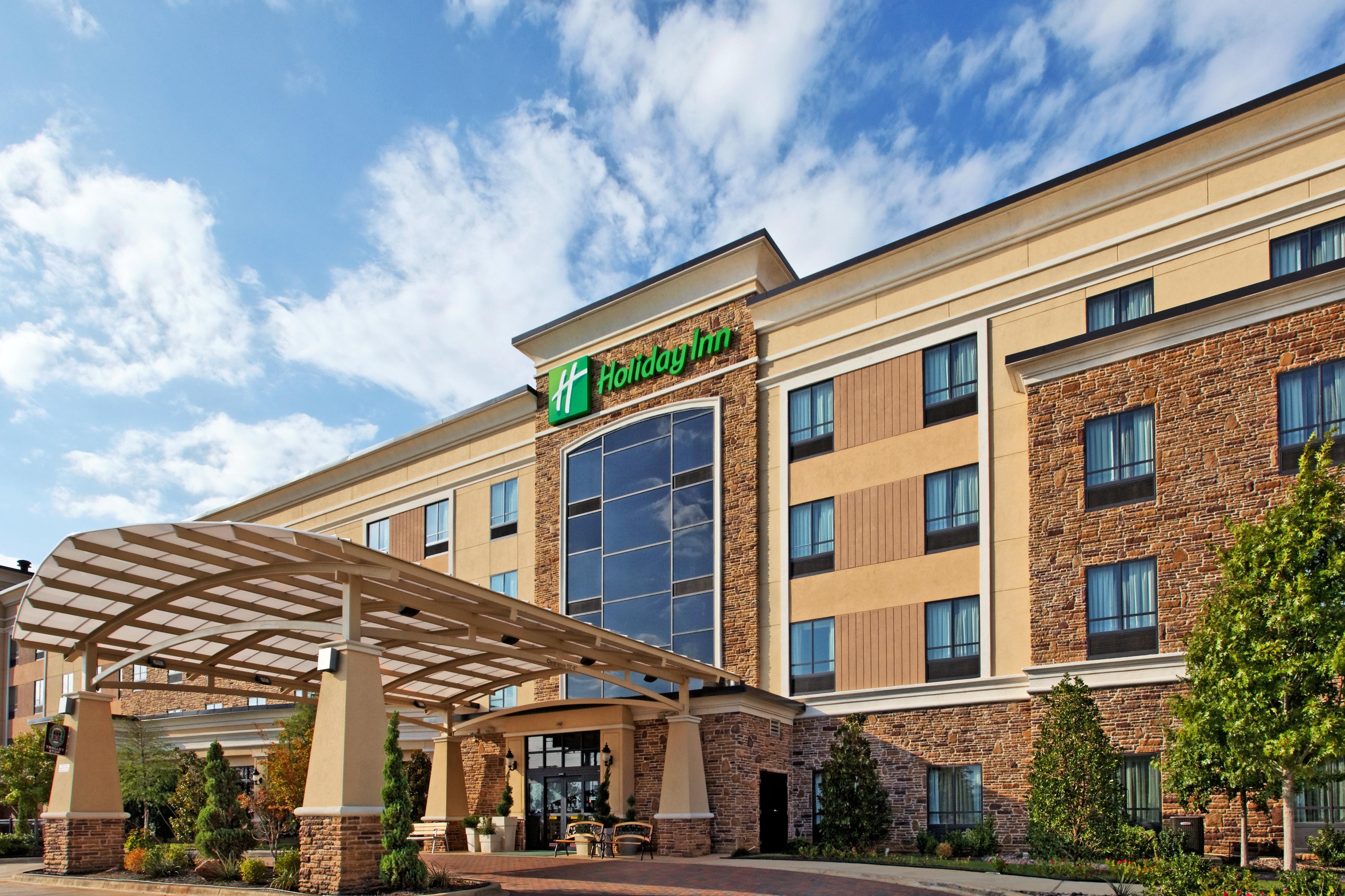 Holiday Inn Arlington Northeast By Ihg Exterior photo