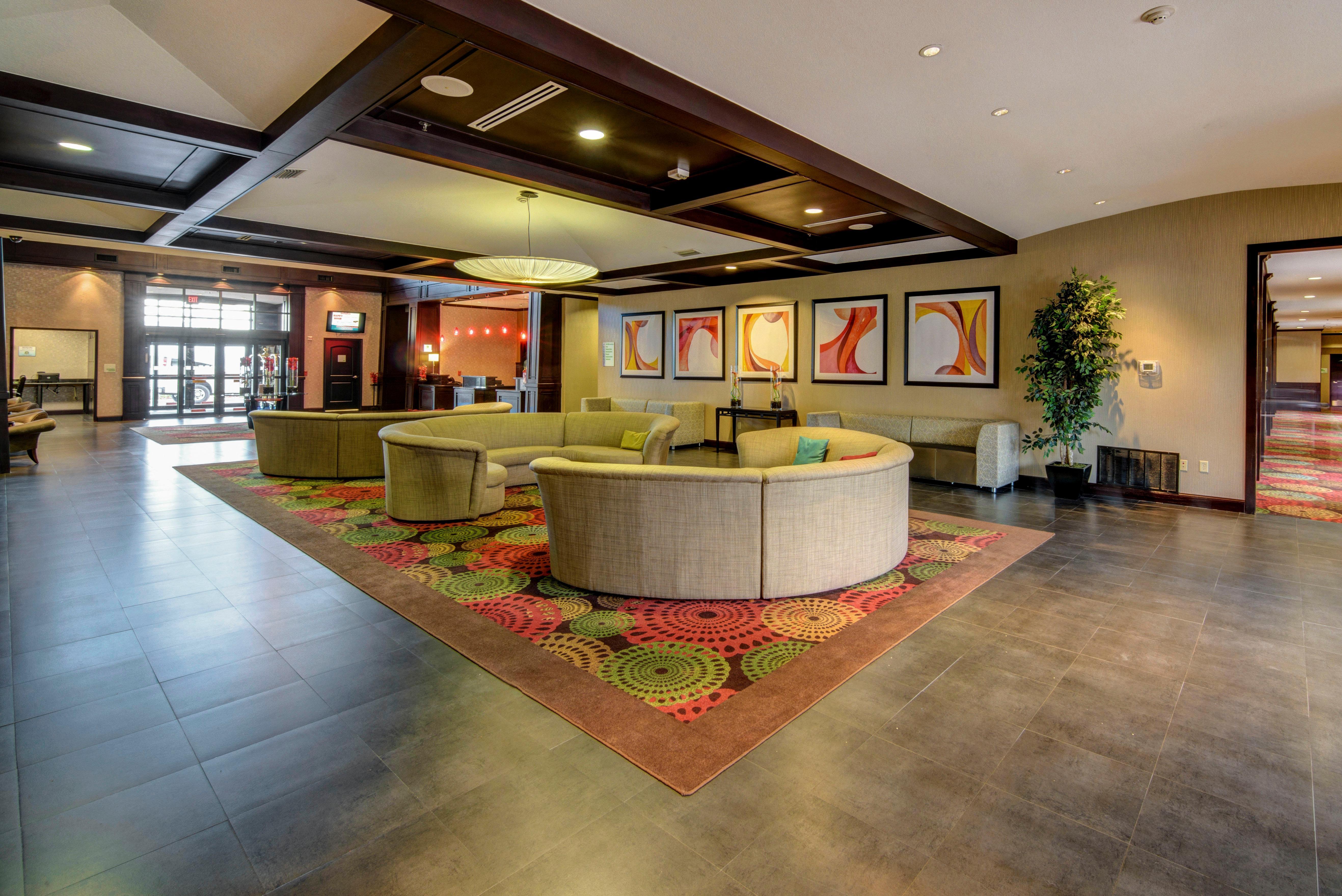 Holiday Inn Arlington Northeast By Ihg Exterior photo