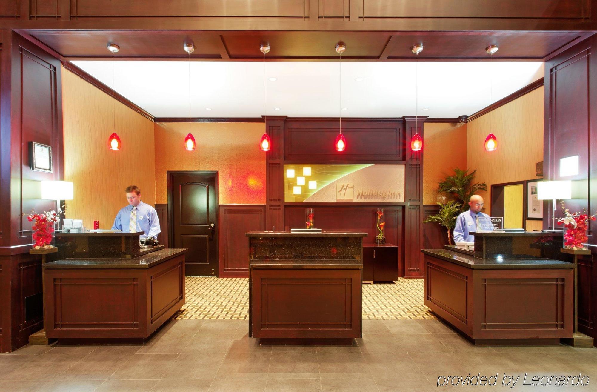 Holiday Inn Arlington Northeast By Ihg Interior photo