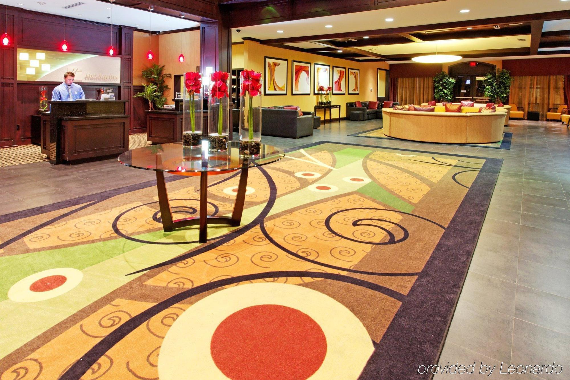 Holiday Inn Arlington Northeast By Ihg Exterior photo