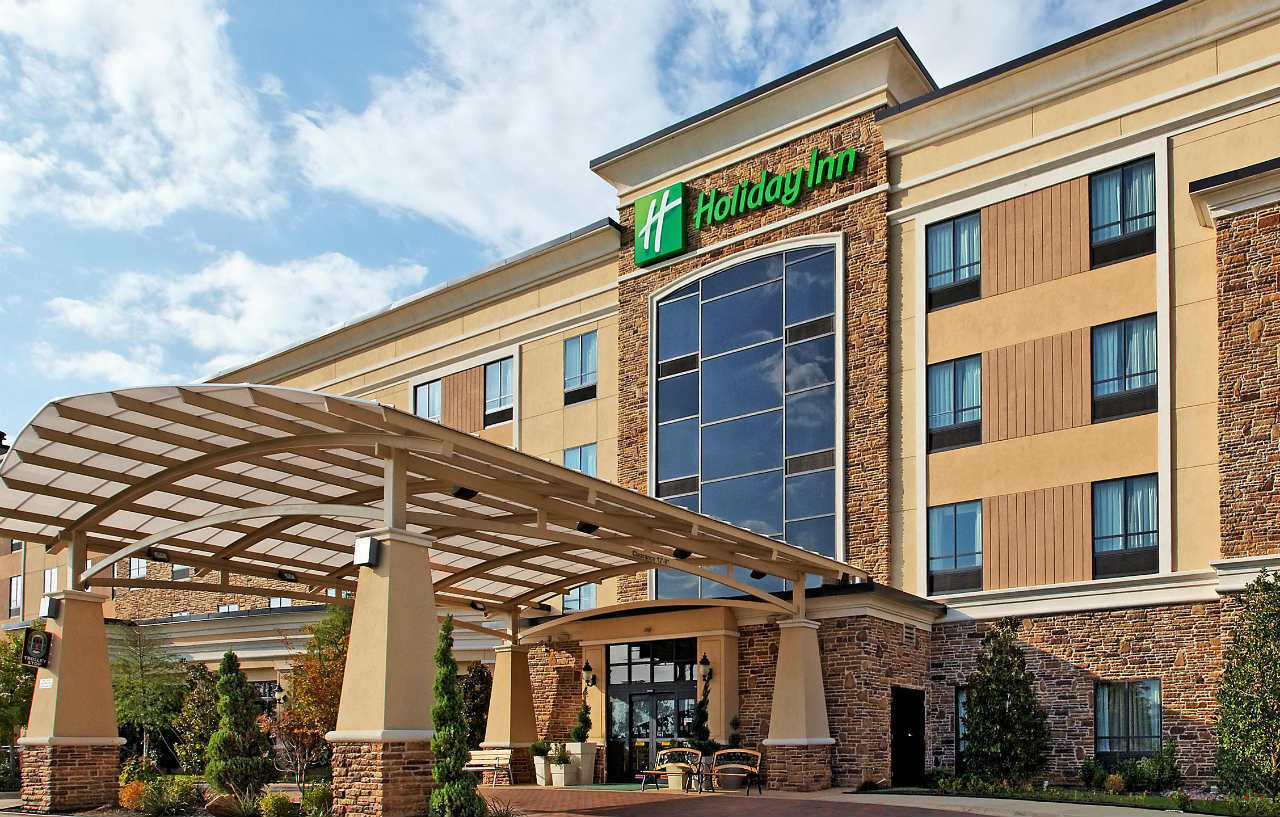 Holiday Inn Arlington Northeast By Ihg Exterior photo
